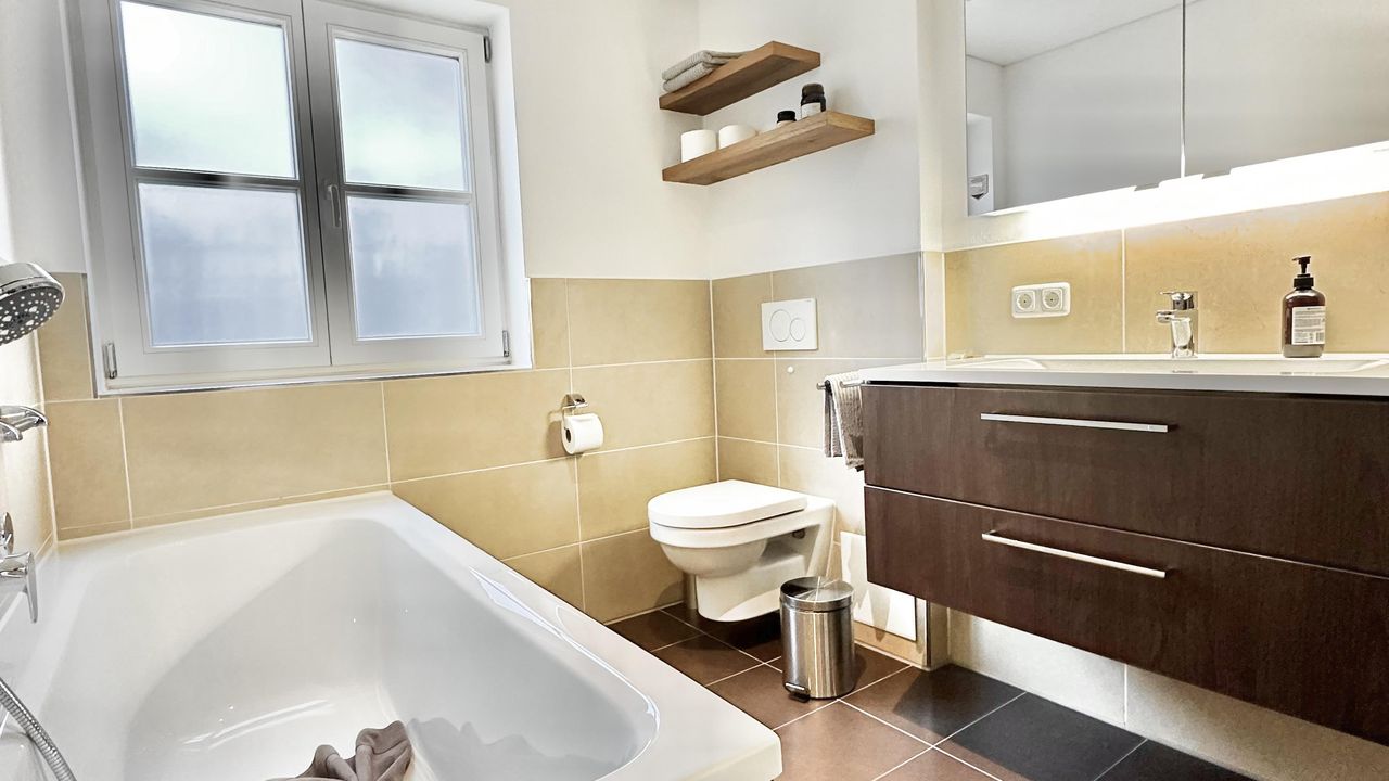 image00038 image00038